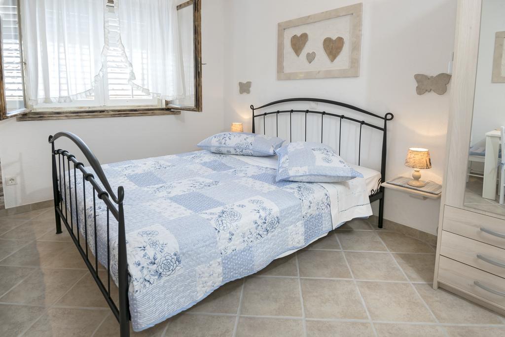 Apartments Krvavica Εξωτερικό φωτογραφία